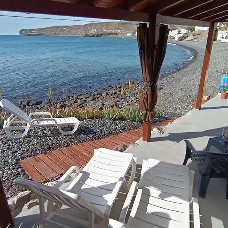 Casa Marinera En La Orilla Del Mar Villa La Lajita Exterior photo